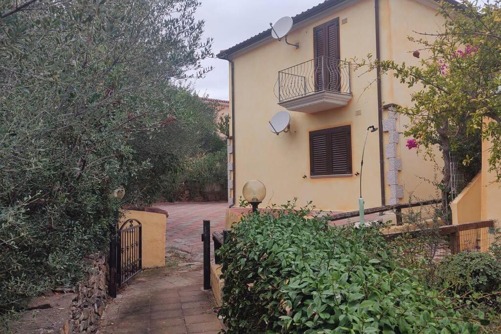 Villa La Casa Di Eve Budoni Exterior foto